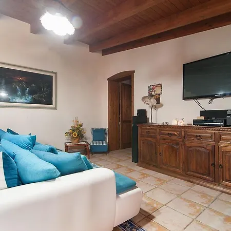 Micca Depandance Holiday home *